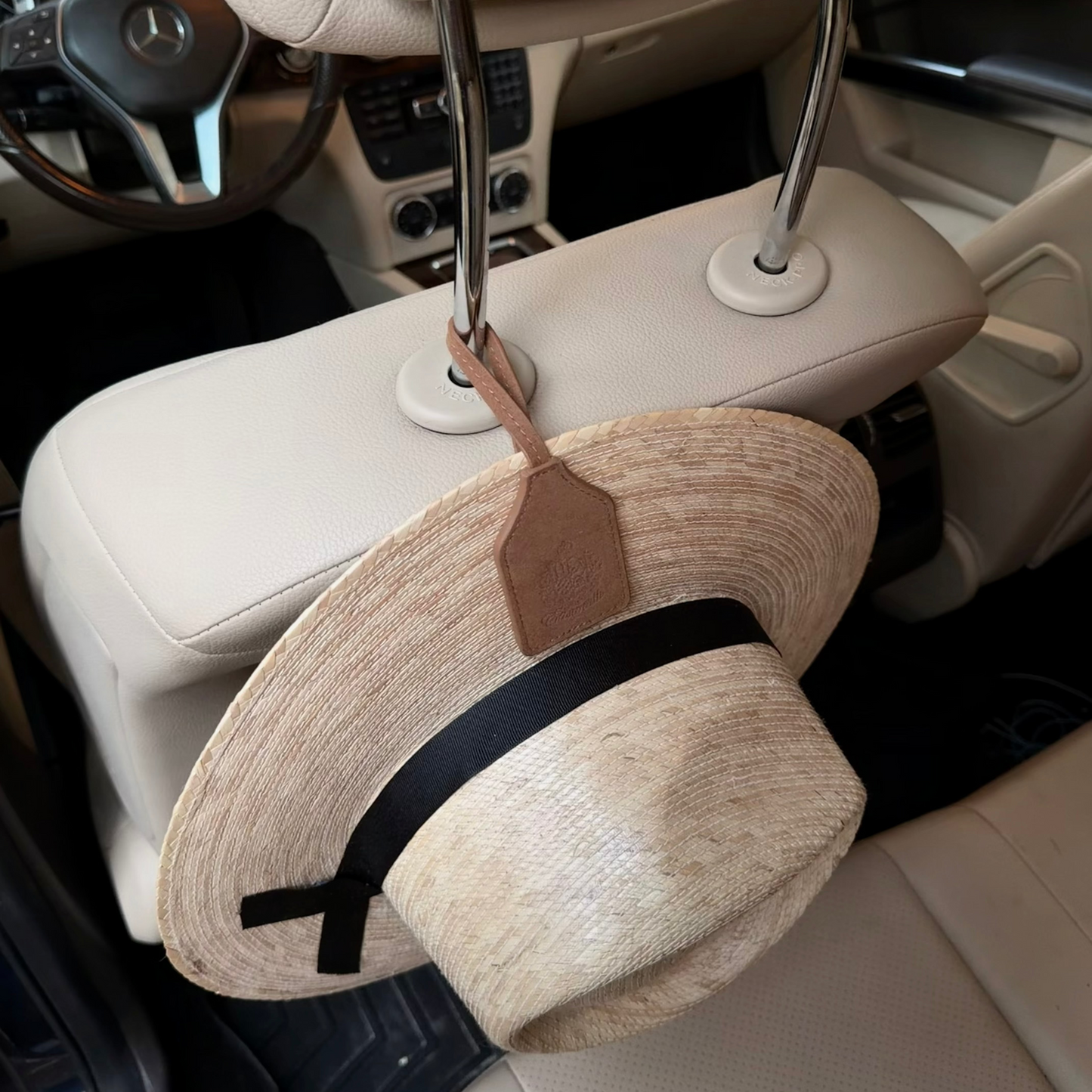 Equestrian Tag Magnetic Hat Clip